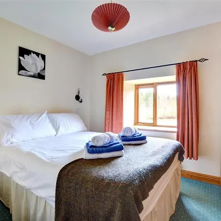 5 Bed In Near Settle Oc-ds103 *